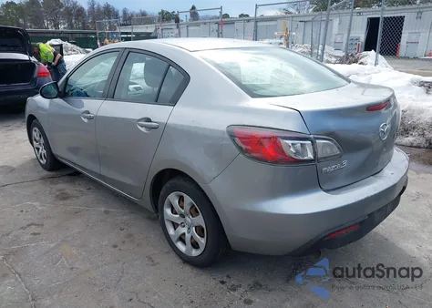 2011 Mazda Mazda3 I Sport from USA, damaged, VIN JM1BL1UG6B1494830